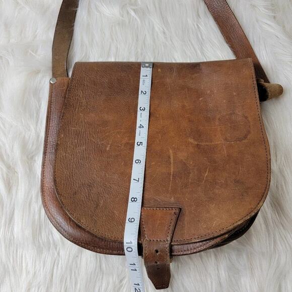 Vintage 70s Saddle Chestnut Crossbody Satchel Messenger Tote Bag - Picture 6 of 7